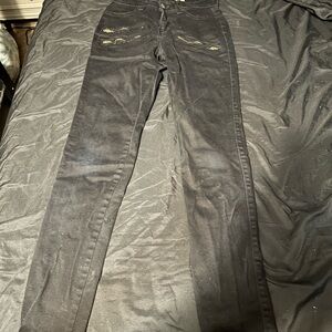 Stylish Black Distressed Jeans